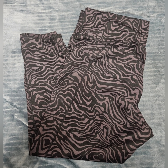 Powerhold By Fabletics Leggings! - Picture 1 of 7